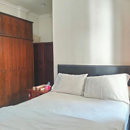 Nakula Familiar Inn Denpasar  Luaran gambar