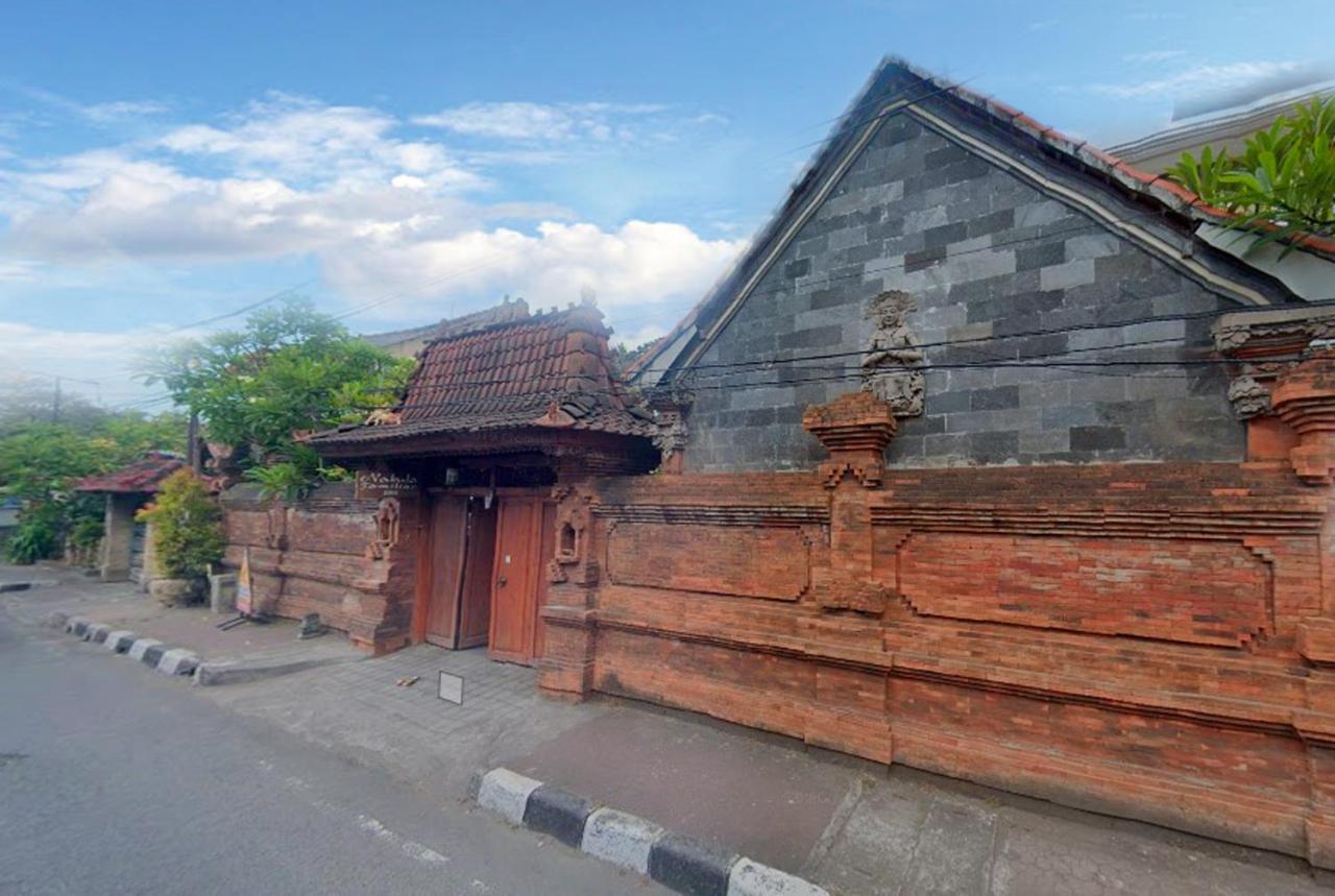 Nakula Familiar Inn Denpasar  Luaran gambar