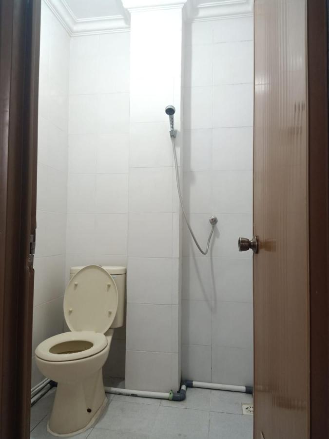 Nakula Familiar Inn Denpasar  Luaran gambar