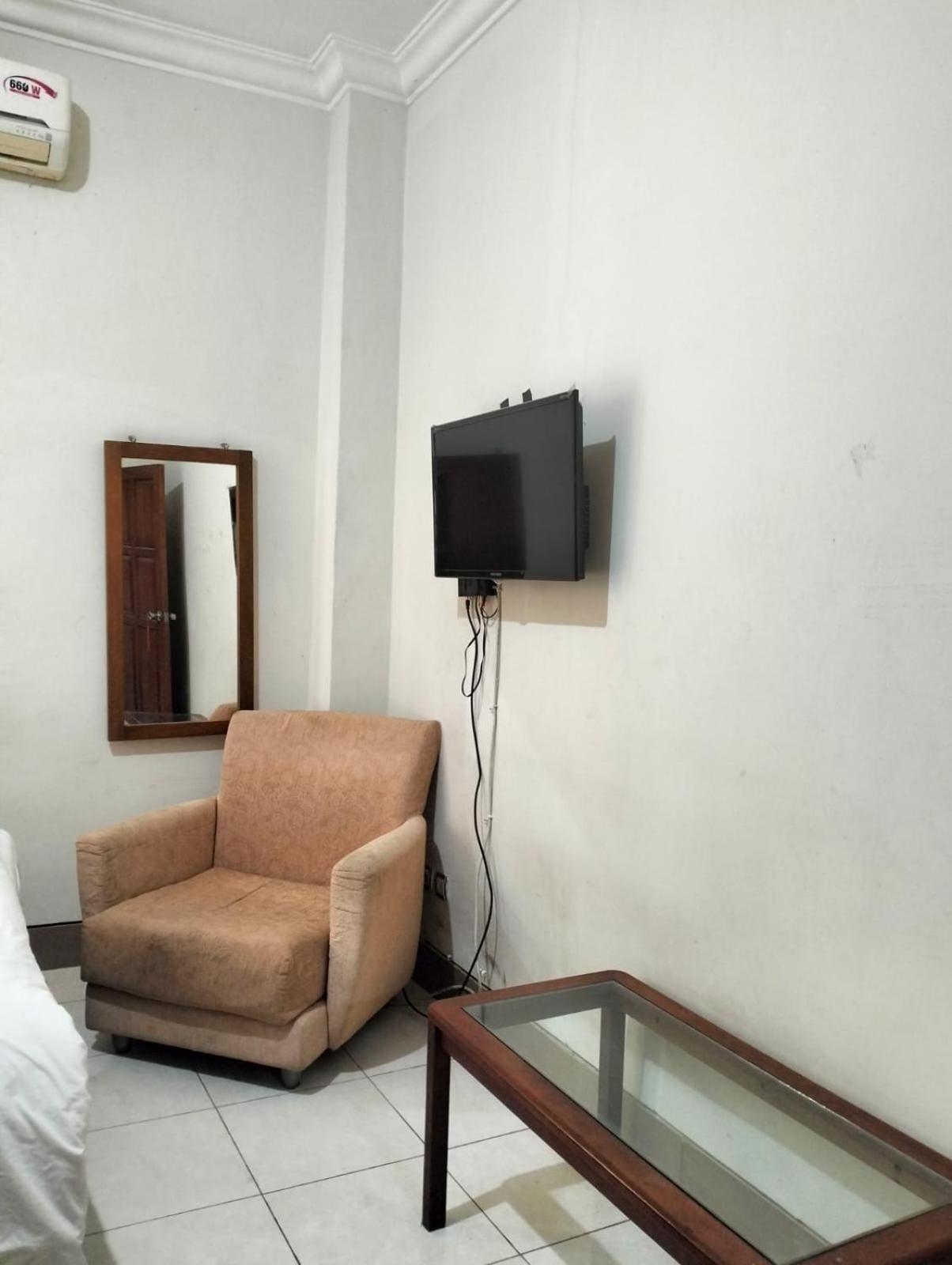 Nakula Familiar Inn Denpasar  Luaran gambar