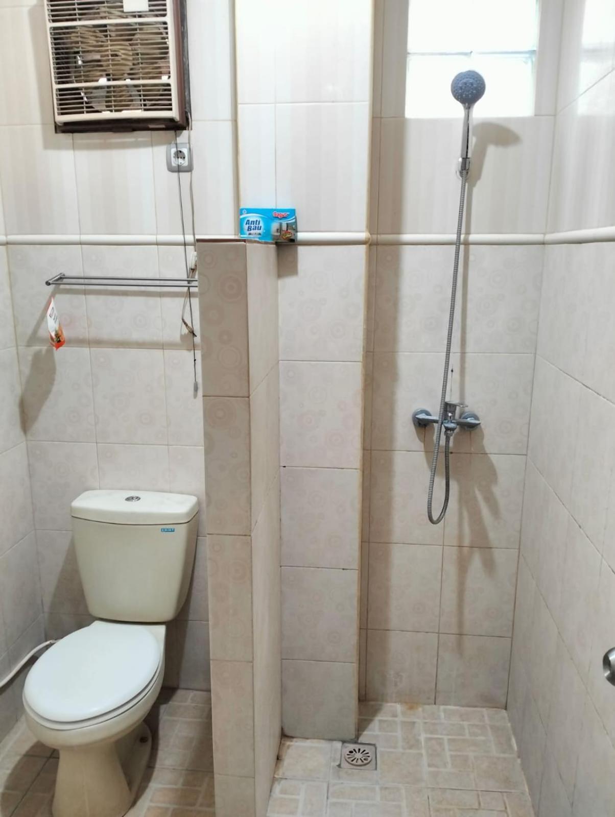 Nakula Familiar Inn Denpasar  Luaran gambar